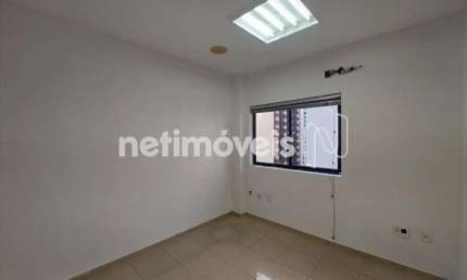 Sala comercial com 1 sala para alugar na Rua Alceu Amoroso Lima, 786, Caminho das Árvores, Salvador