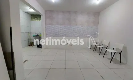 Ponto comercial com 1 sala para alugar na Rua Território do Amapá, Pituba, Salvador