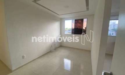 Apartamento com 2 quartos para alugar na Rua Boquira, 256, Jardim das Margaridas, Salvador