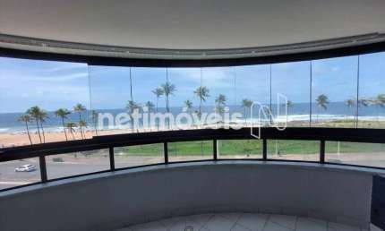 Apartamento com 2 quartos para alugar na Avenida Octávio Mangabeira, 3551, Armação, Salvador