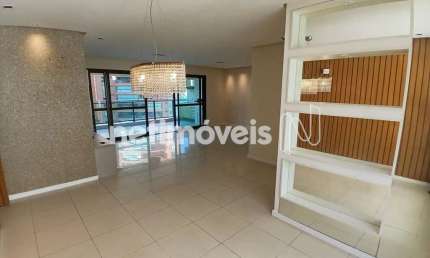Apartamento com 4 quartos para alugar na Rua Le Champ, 229, Patamares, Salvador
