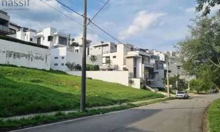 Bella Città - Terreno à venda em Mogi das Cruzes/SP