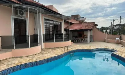 Casa com 3 quartos à venda no Parque Residencial Itapeti, Mogi das Cruzes 