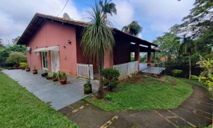 Condomínio Estancia Oropó - Casa para alugar em Mogi das Cruzes/SP