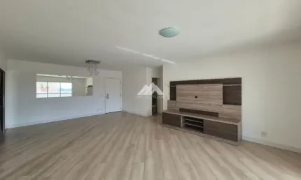 Melhor oportunidade da região do água verde!!!apartamento em andar alto e face norte à venda com 3 suítes 2 vagas e sacada com churrasqueira