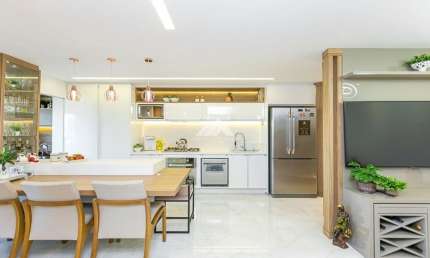 APARTAMENTO MOBILIADO COM 2 QUARTOS SENDO 1 SUÍTE 2 VAGAS