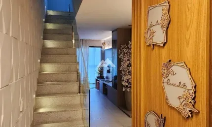 COBERTURA DÚPLEX MOBILIADA Á VENDA COM 3 QUARTOS 2 VAGAS
