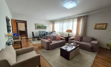 Apartamento amplo ensolarado com excelente localização á venda no juvevê