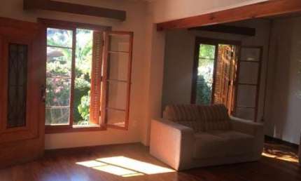 Casa com 3 quartos à venda na Rua Capitão Luiz Jacinto da Silva, 14, Centro, Santo Antônio do Pinhal
