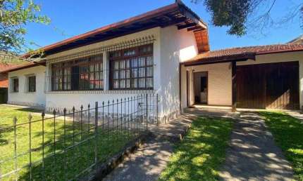 Casa linear com 3 dormitórios à venda, 156m² por R$ 1.200.000,00- Cônego- Nova Friburgo/RJ