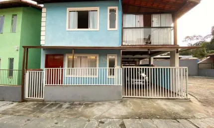 Casa com 2 quartos, por r$ 430.000,00, nova suíça - nova friburgo - rj