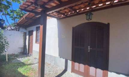 Casa com três quartos à venda em Varginha, Nova Friburgo, por  R$  250.000,00