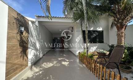 Casa com 3 quartos à venda na Rua Vereador José Mário Hauari, 469, Jardim Monte Rei, Maringá