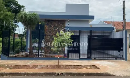 Casa com 2 quartos à venda na Rua Allan Kardec, Parque Avenida, Maringá