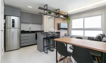 APARTAMENTO MOBILIADO COM 2 SUÍTES VISTA PANORÂMICA E LAZER COMPLETO NO PANTANAL
