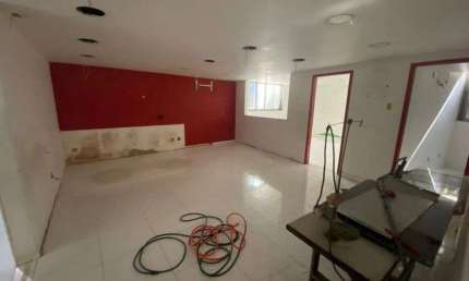 Imóvel para aluguel tem 380 metros quadrados com 8 quartos em Vila São Luís - Duque de Caxias - RJ