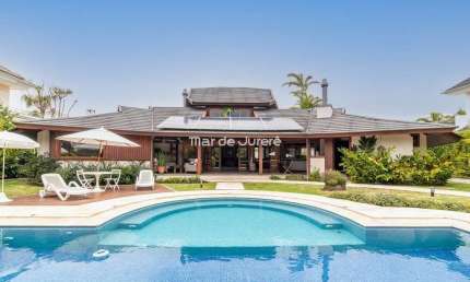 Casa com 3 quartos à venda em Jurerê Internacional, Florianópolis  por R$ 7.000.000
