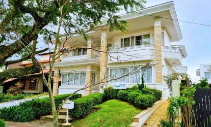 Casa com 4 quartos à venda em Jurerê Internacional, Florianópolis  por R$ 4.950.000