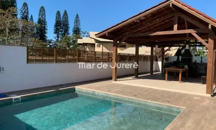 Casa com 4 quartos à venda em Jurerê Internacional, Florianópolis  por R$ 8.000.000