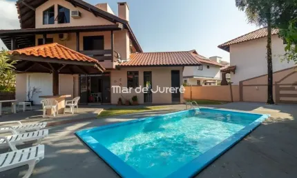Casa com 4 quartos à venda em Jurerê Internacional, Florianópolis  por R$ 3.500.000