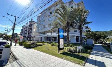 Apartamento com 1 quarto à venda em Jurerê, Florianópolis  por R$ 725.000