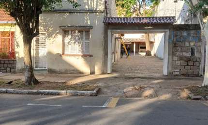 Ponto comercial com 3 salas para alugar na Rua Vinte de Setembro, 360, Azenha, Porto Alegre