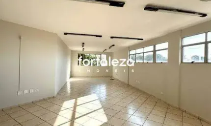 Sala Comercial para Locação – 60m² | Centro Comercial Líder – Maringá/PR