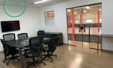 Barracão / Galpão / Depósito com 4 salas para alugar na Avenida Engenheiro Roberto Zuccolo, Jardim Humaitá, São Paulo