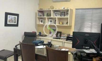 Aluga-se Casa Comercial - 335 m² - Ideal para Empresas - Parque 10