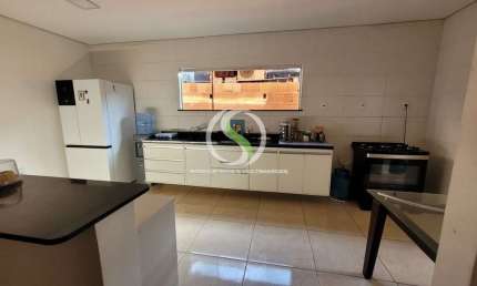Imóvel Comercial e Residencial à Venda em Adrianópolis – Manaus/AM
