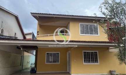 Condomínio Elegance Village - Casa Duplex 175m² no Condomínio Elegance Village – Parque das Laranjeiras, Flores