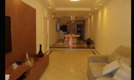 Casa com 3 quartos à venda na Rua Jupiá, Santana, São Paulo