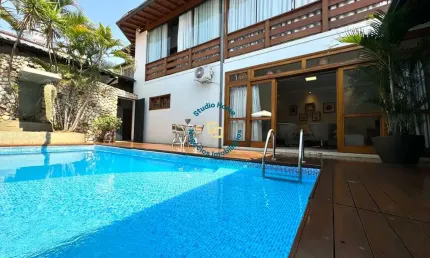 Casa com ponto comercial à venda no  centro - araras/sp