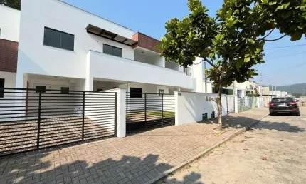 Casa com 3 quartos à venda no Velha Central, Blumenau , 140 m2 por R$ 599.000