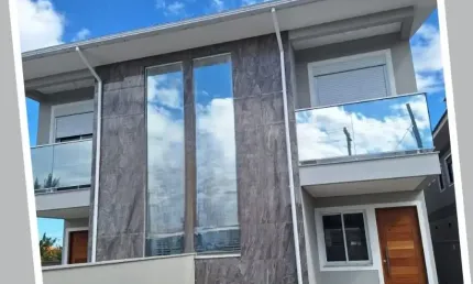 Desfrute da tranquilidade e beleza da Praia do Sonho no Residencial Bruggmann!