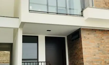 Casa com 3 quartos à venda na Serraria, São José 