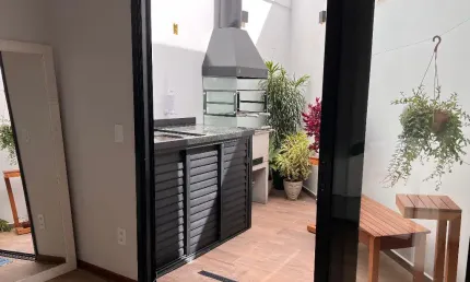 Cobertura Duplex - 2 quartos e vaga coberta junto ao Angeloni Capoeiras!