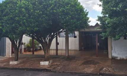 Casa com 3 quartos à venda na Vila Albertina, Ribeirão Preto 
