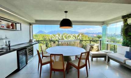 Apartamento decorado  na Barra da Tijuca no condominio Espacio Laguna, 4 quartos, 2 suítes, 157m²