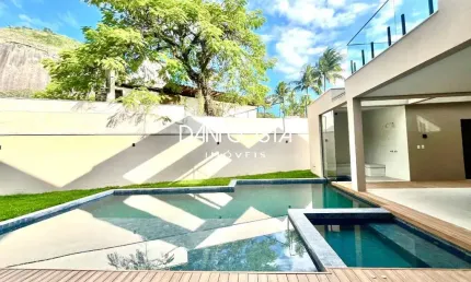 Jardim do Itanhangá, Barra da Tijuca: Casa nova com  738m² de area construida.