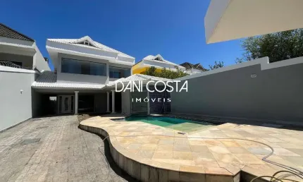 Casa no Condominio Vivendas do Sol, Recreio dos Bandeirantes, Rio de Janeiro - 4 quartos, 4 suítes, 2 salas, 4 banheiros, 2 vagas, 354m².