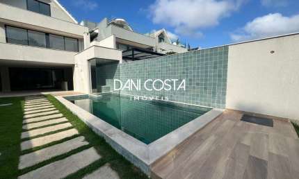 Casa no condominio Rio Mar, na Barra da Tijuca,  350m² .