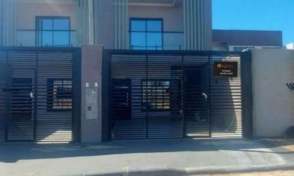 Sobrado para Venda em Cascavel, SIENA, 3 dormitórios, 1 suíte, 3 banheiros, 2 vagas