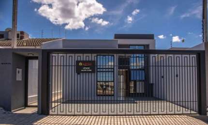 Casa para Venda em Cascavel, 14 de Novembro, 3 dormitórios, 1 suíte, 2 banheiros, 2 vagas