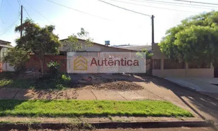 Casa para Venda em Cascavel, PERIOLO, 3 dormitórios, 1 suíte, 2 banheiros, 3 vagas