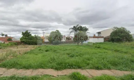 Terreno à venda no Santa Felicidade, Cascavel 