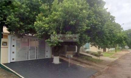 Casa para Venda em Cascavel, NEVA, 2 dormitórios, 2 banheiros, 2 vagas
