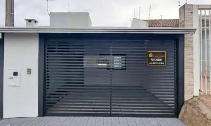 Casa para Venda em Cascavel, ANGRA DOS REIS, 3 dormitórios, 1 suíte, 2 banheiros, 2 vagas
