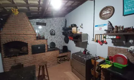 Casa com 4 quartos à venda na Topázio, --, Pedra Azul, Contagem por R$ 585.000