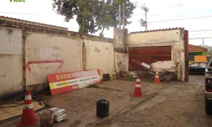 Barracão / Galpão / Depósito à venda na Ursulina de Melo, --, Alípio de Melo, Belo Horizonte por R$ 800.000